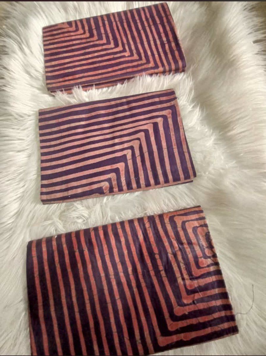 Olatorera_'s tweet photo. The Adire Woman is back
Retweet if you come across this
Frame 1 - adire chiffon 11k
Frame 2 - plain and pattern 7500
Frame 3 n 4 - 5500
#100m #FINESE #AMBER #ADIRE #STYLE #FASHION https://t.co/8h8odhQLEX