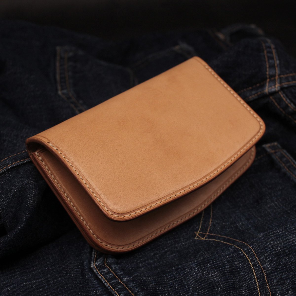 6tLeather's tweet photo. オーダーありがとうございました🙏
✴︎
どちらも手縫いでのオーダーでした🪡🧵
✴︎
https://t.co/8HXhkFl3lz
✴︎
#沖縄 #宮古島 #6Tleatherworks
✴︎
#leathercraft #レザークラフト #茶芯 #茶芯財布 #茶芯ウォレット #ホースバット #horsebutt #shortwallet #ショートウォレット #parntoo https://t.co/ewFx40iNsE