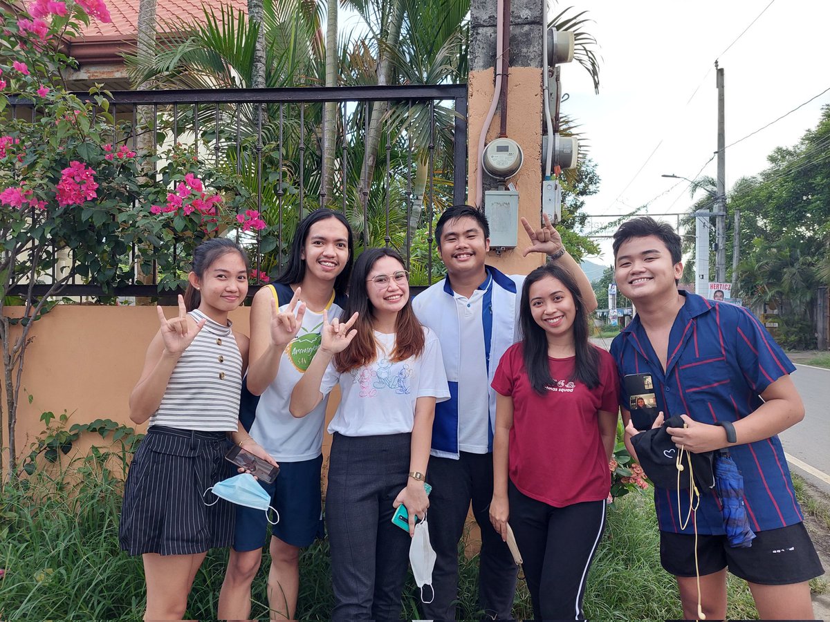 eubrenebautista's tweet photo. Chanced upon Konsi @paulandreiroset dito sa San Bartolome 💙🤟🏼

⚫✍🏼20. ROSET, PAUL https://t.co/o1yg5fJKzo