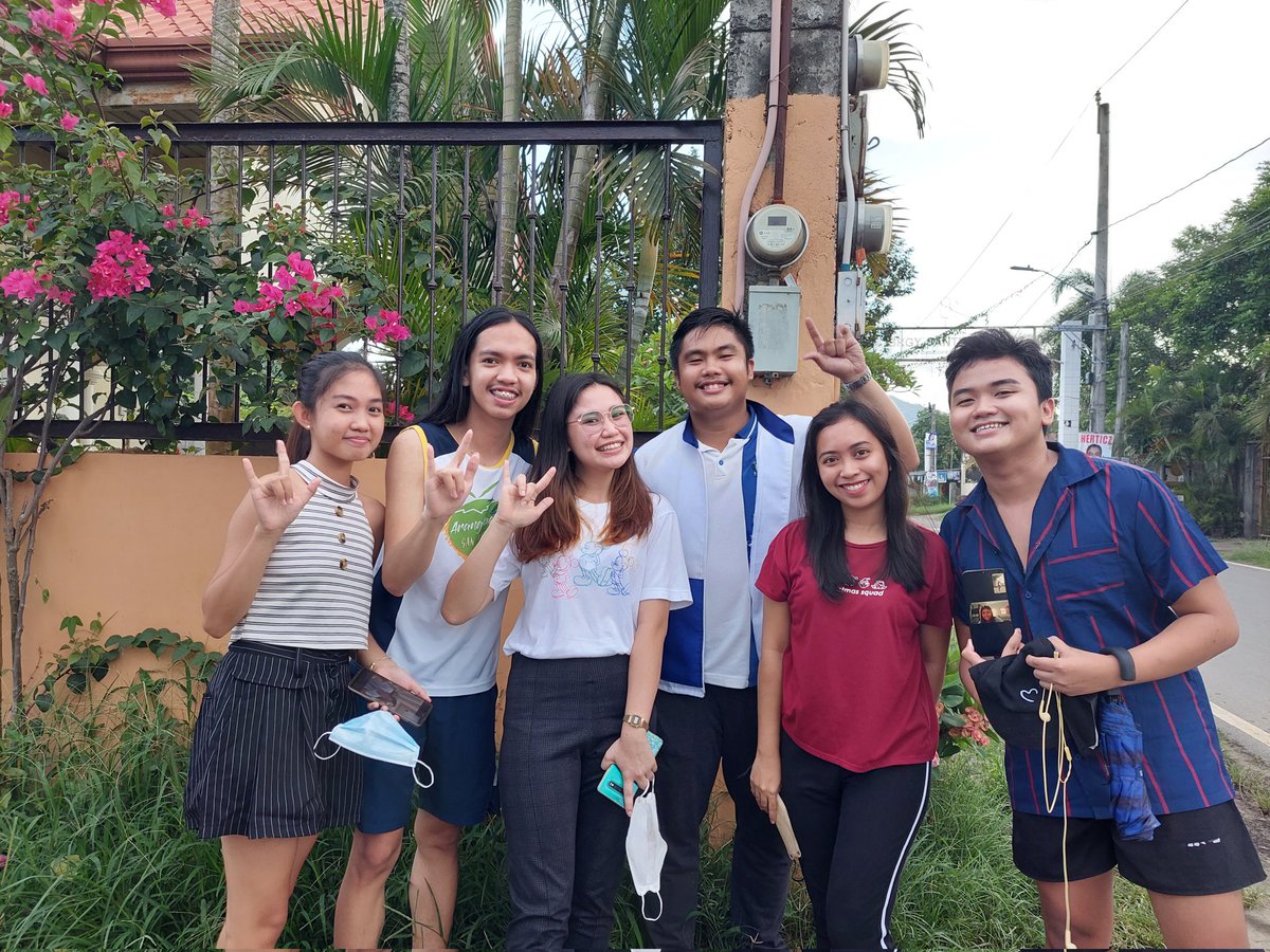 eubrenebautista's tweet photo. Chanced upon Konsi @paulandreiroset dito sa San Bartolome 💙🤟🏼

⚫✍🏼20. ROSET, PAUL https://t.co/o1yg5fJKzo
