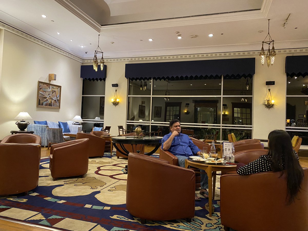 rahulstuffs's tweet photo. Since room was towers category so they had Luxury Hours included in the package at Marco Polo Bar with unlimited drinks with snacks 6pm - 8pm.
3/n
#indianmilesguide https://t.co/ZslrRGKxIc