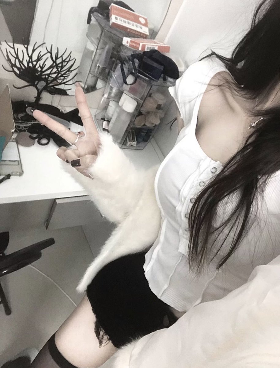 asdf41520's tweet photo. 有些人真的很让人无语😓 https://t.co/q53WTr0UUH