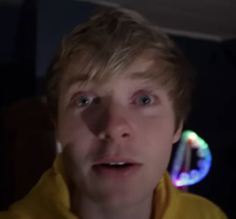 femmittt's tweet photo. hi @SamGolbach #samandcolby https://t.co/0G4jVR610A