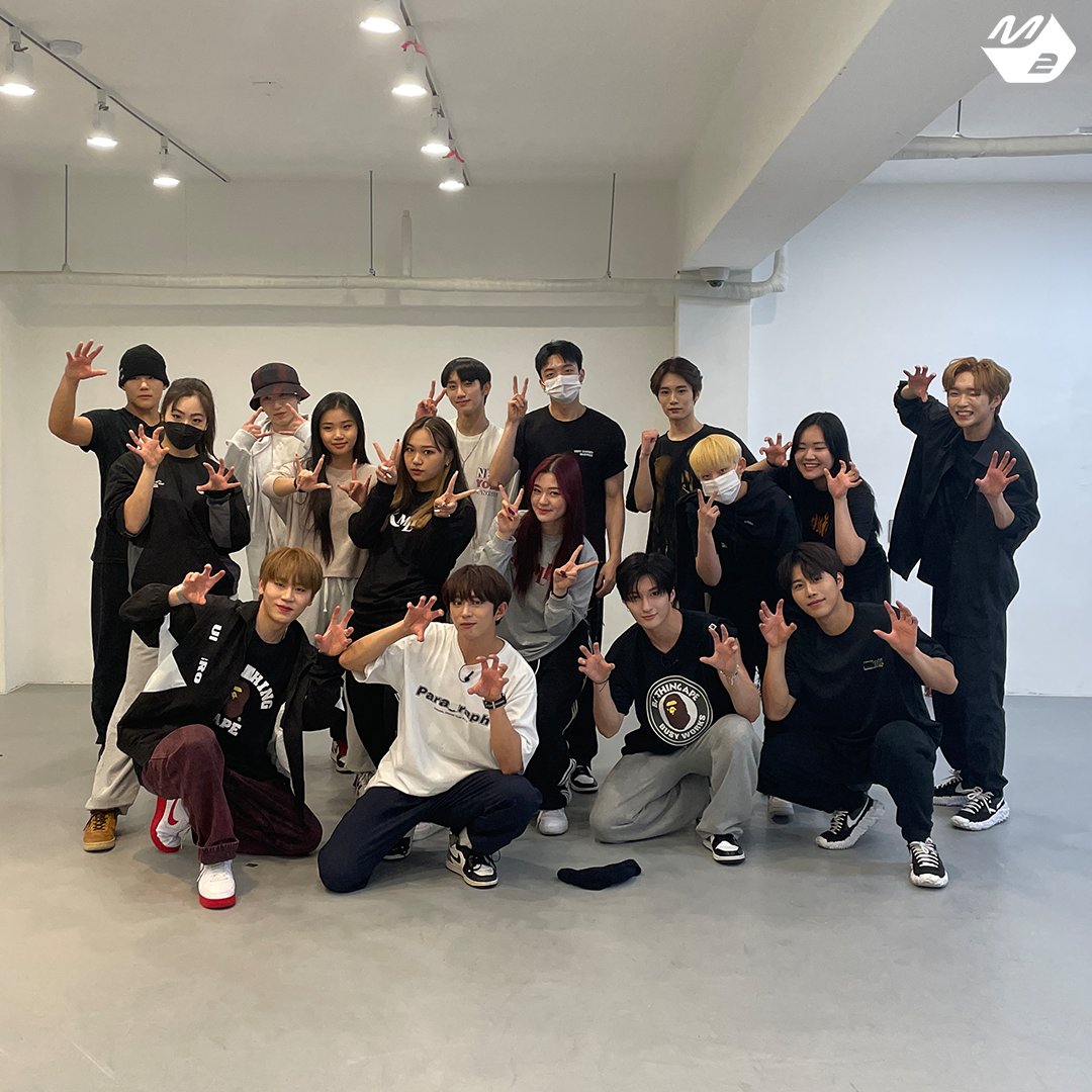 MPD(엠피디) on Twitter "다크비의 내추럴한 모습? 오히려 좋아🥰 완벽했던 VATA X 다크비 X 아마존의 퍼포먼스