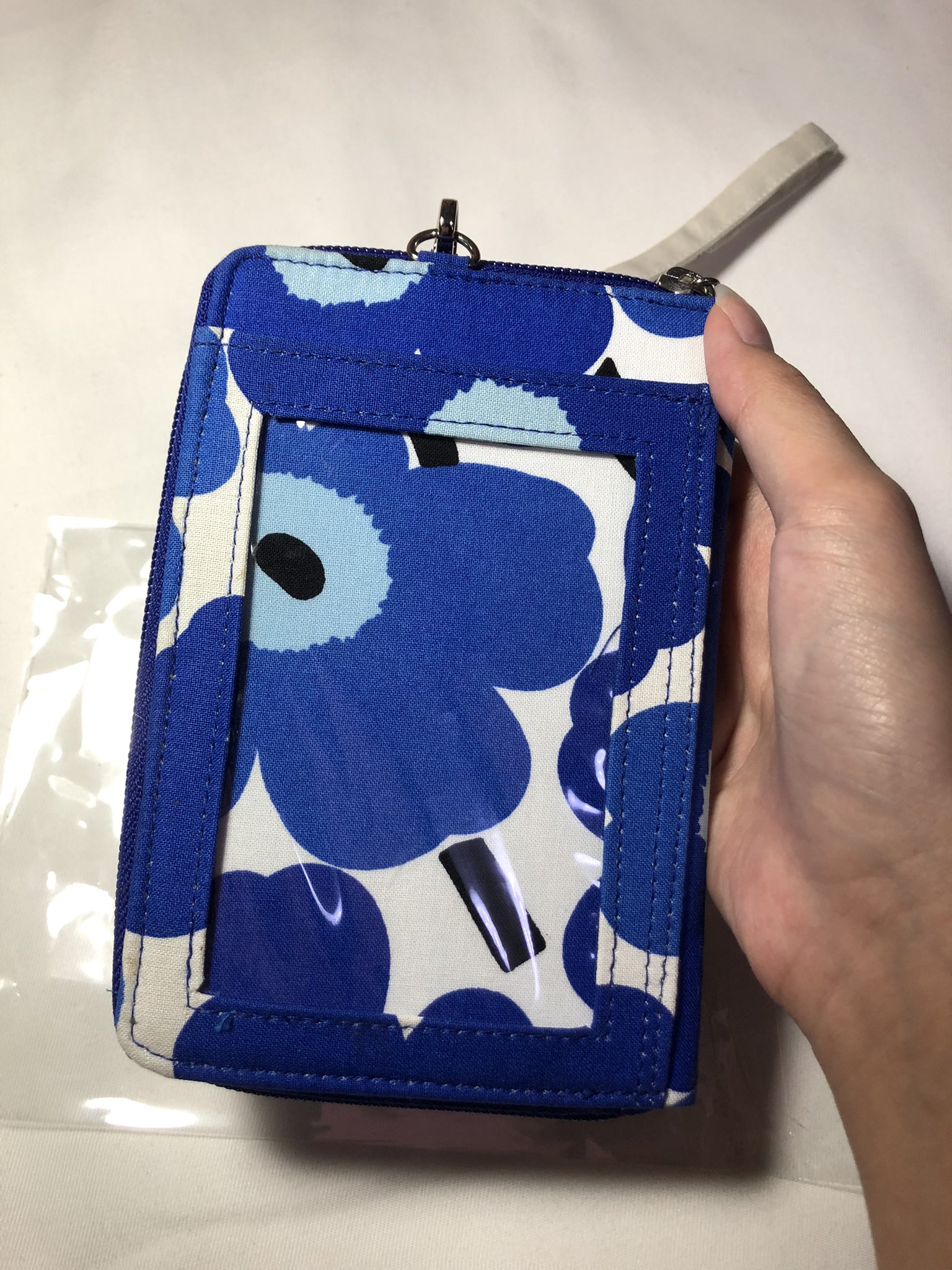 マリメッコ カシャカシャ おもちゃ