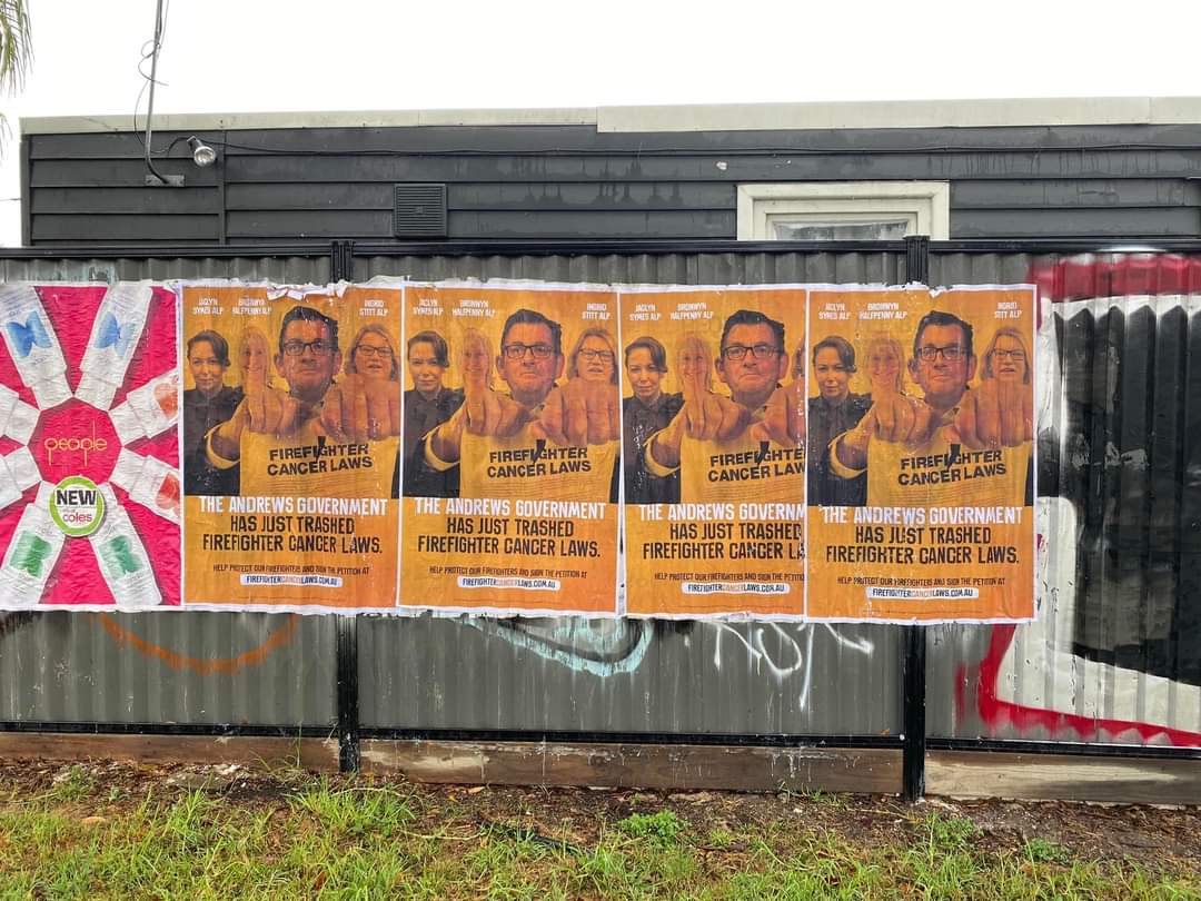VicFireys's tweet photo. The community awareness campaign continues in Richmond.
Last month the @DanielAndrewsMP Gov trashed laws designed specifically to protect a firefighter and their family if they contract cancer from fighting fires.
Fireys don't forget, and we'll make sure the public don't either. https://t.co/gqX7QGOZSY