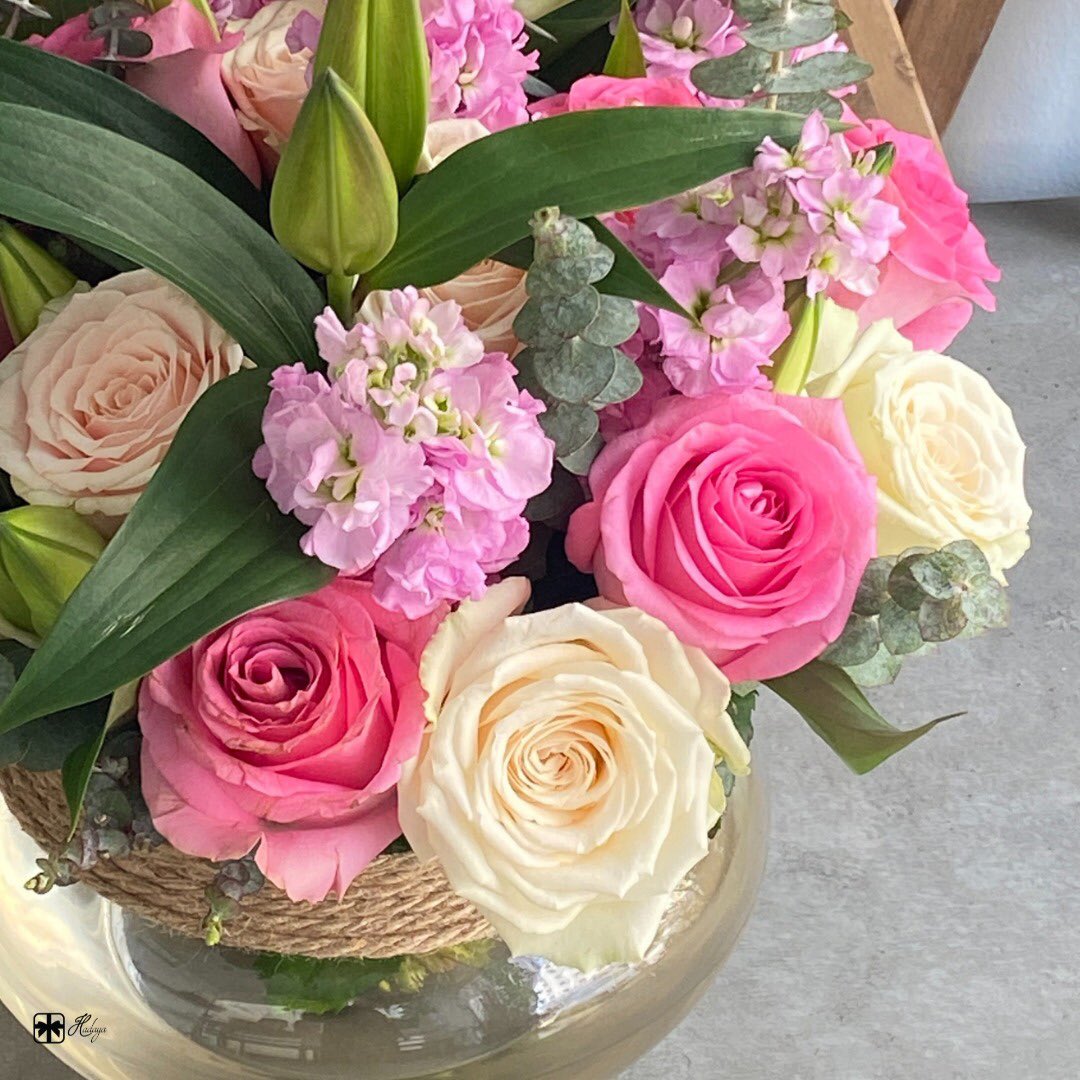 hadaya_om's tweet photo. ألوان مفرحة تجمل بيتك💕.. 
متوفرة للطلب في الموقع و التطبيق✨
اطلب الان..
#هدايا #توصيل #باقات #ورد https://t.co/B4MYX404mt