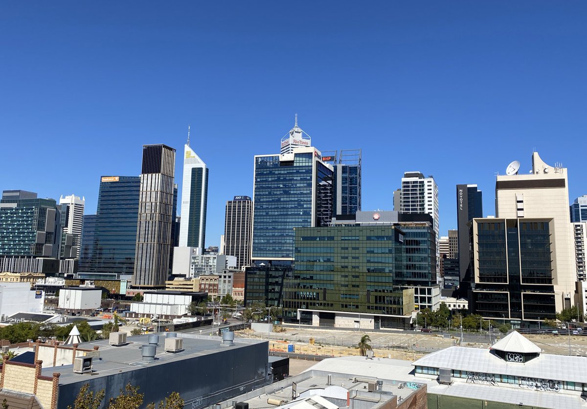 jameshancockABC's tweet photo. Perth: blue sky city. https://t.co/wmbLjsJByi