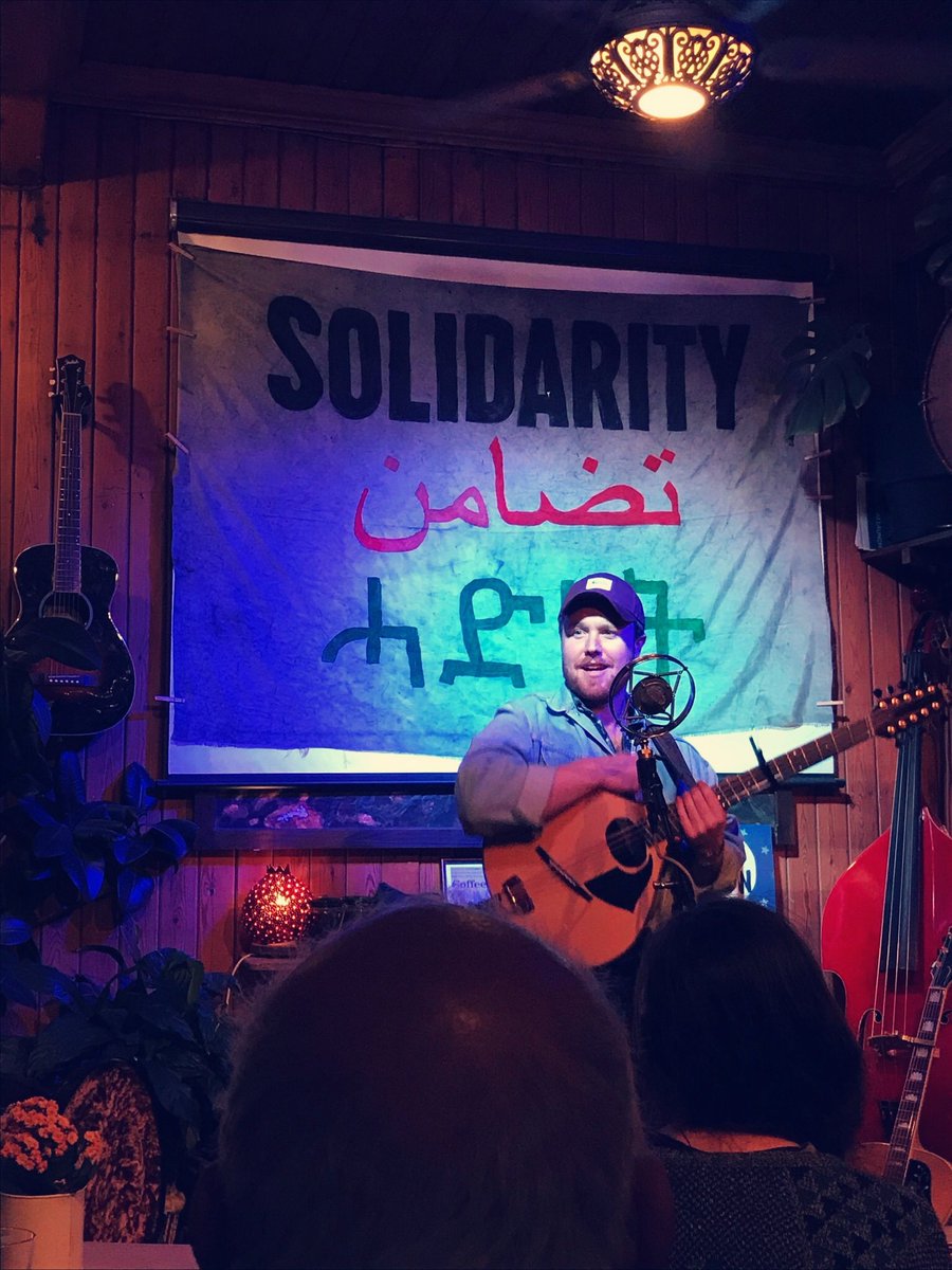 RowanRheingans's tweet photo. We raised just over £800 last night for the Sheffield @SYorksCouriers strike fund! 😲💥 Thanks to these full hearted musicians who I'm proud to know @NancyKerrMusic @JackRutterer @boden_jon @Ray_Hearne and the vital community epicentre that is @cafehash9 ♥️ #solidarity https://t.co/rXvsr6ndIQ