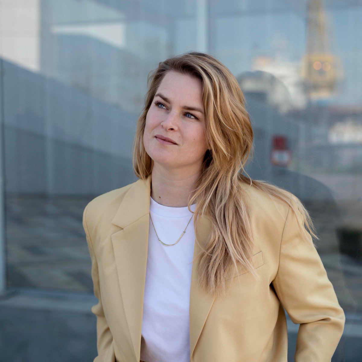 We spraken huysgenoot en toekomstonderzoek <a href="/EvaHelmond/">E V A</a> over duurzaamheid, technologie en de toekomst die we wél willen. 🌱

Lees het interview hier:  sprekershuys.nl/nieuws/eva-hel…

#earthday