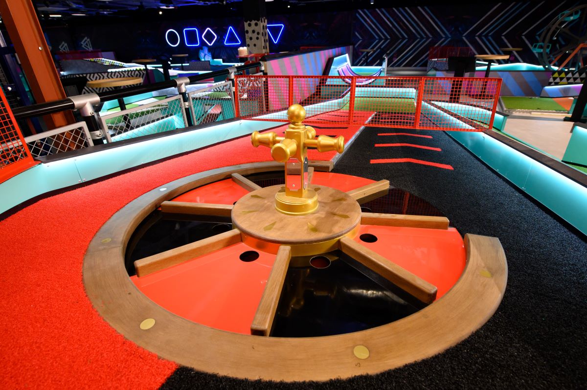 puttstarsuk's tweet photo. Course appreciation post 🙌

Who thinks they have what it takes to jump through the hoops to get the perfect hole in one? ⛳

#MiniGolfMaxiFun #Puttstars #PuttstarsHarrow https://t.co/7OJRRJzU8m