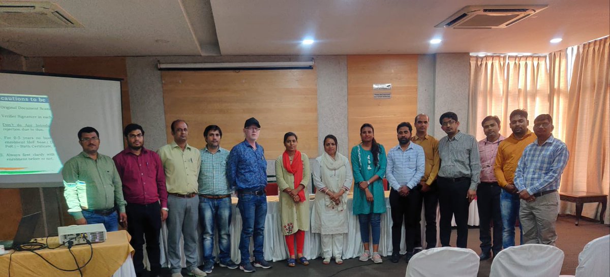 MPSeDC_DST's tweet photo. An #Aadhaar training module workshop is being organized for E-Daksh trainers at Hotel Palash Residency, T T Nagar, #Bhopal . The workshop was focused on providing better hand-holding and control over the Aadhaar module.

#mpsedc #atmnirbharmadhyapradesh #Bhopal #stateitcenter https://t.co/0SXkZDF62c