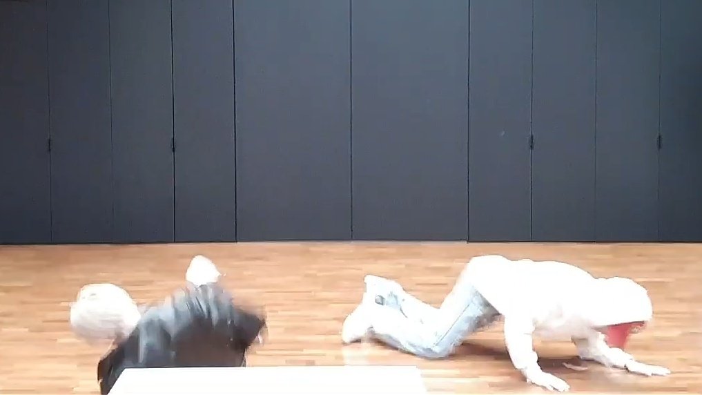 jakehoonfeed's tweet photo. jakehoon most chaotic duo https://t.co/DbH9wBX2cK