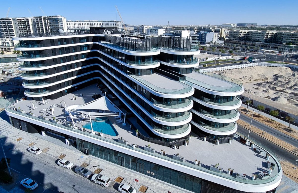 sylvaniaME's tweet photo. Al Raha Beach Waterfront is one of the most prestigious residential developments in Abu Dhabi.
Sylvania Middle East is proud to have provided lighting solutions to Olive Building which is one of RBW’s completed projects.
#RBW #Residential #AbuDhabi #Lighting https://t.co/S3e3rxPHLx
