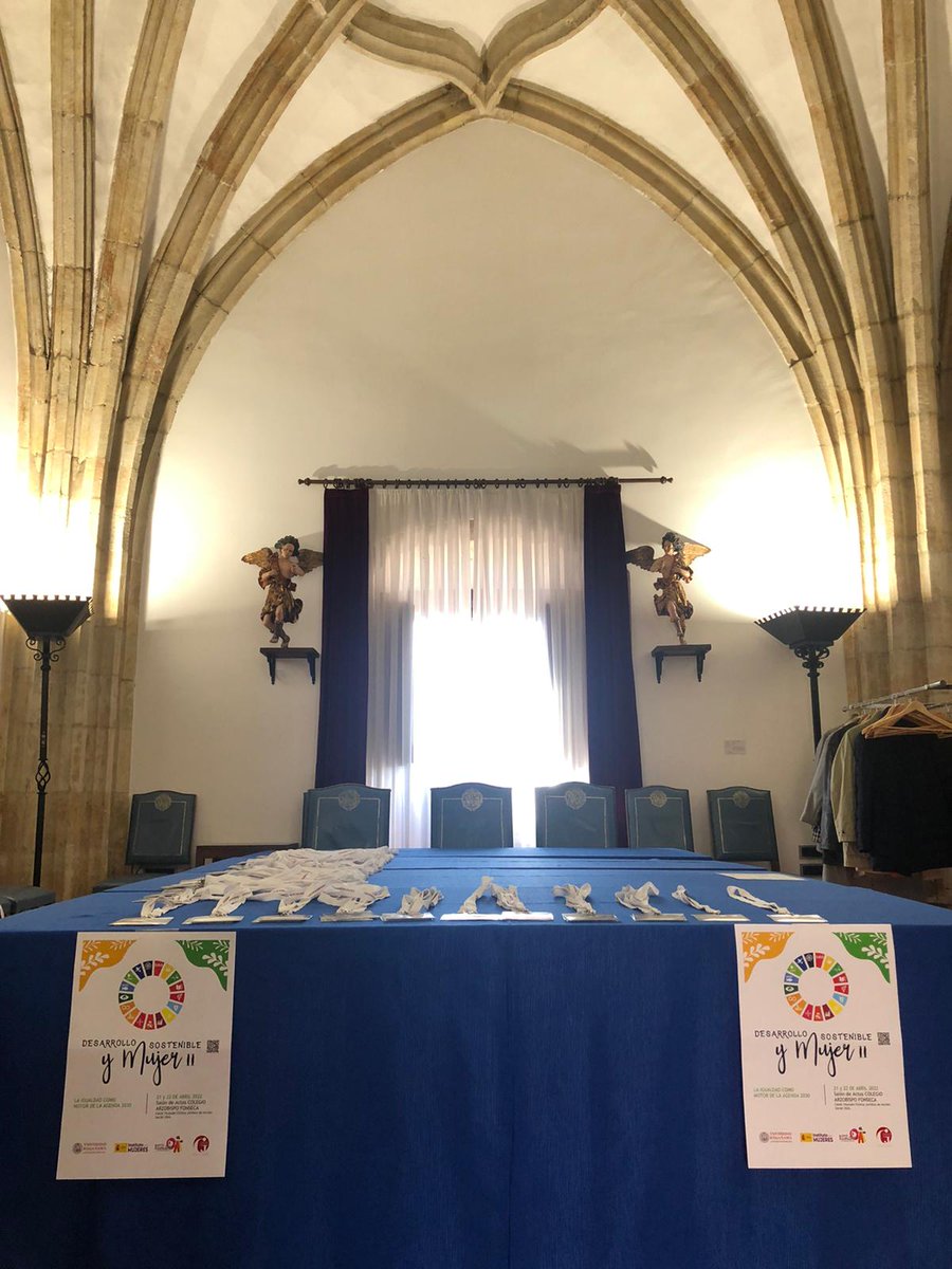 Damos comienzo al Congreso Desarrollo Sostenible y Mujer II. Con muchas ganas de compartir conocimientos y reivindicar la igualdad como valor esencial para el Desarrollo Sostenible 🏛🌐👩🏻

¡Gracias a tod@s por vuestra acogida! 

<a href="/IgualdadUSAL/">Unidad de Igualdad</a> <a href="/clinicaJASUsal/">ClínicaJurídica USAL</a> <a href="/InstMujeres/">Instituto de las Mujeres</a>