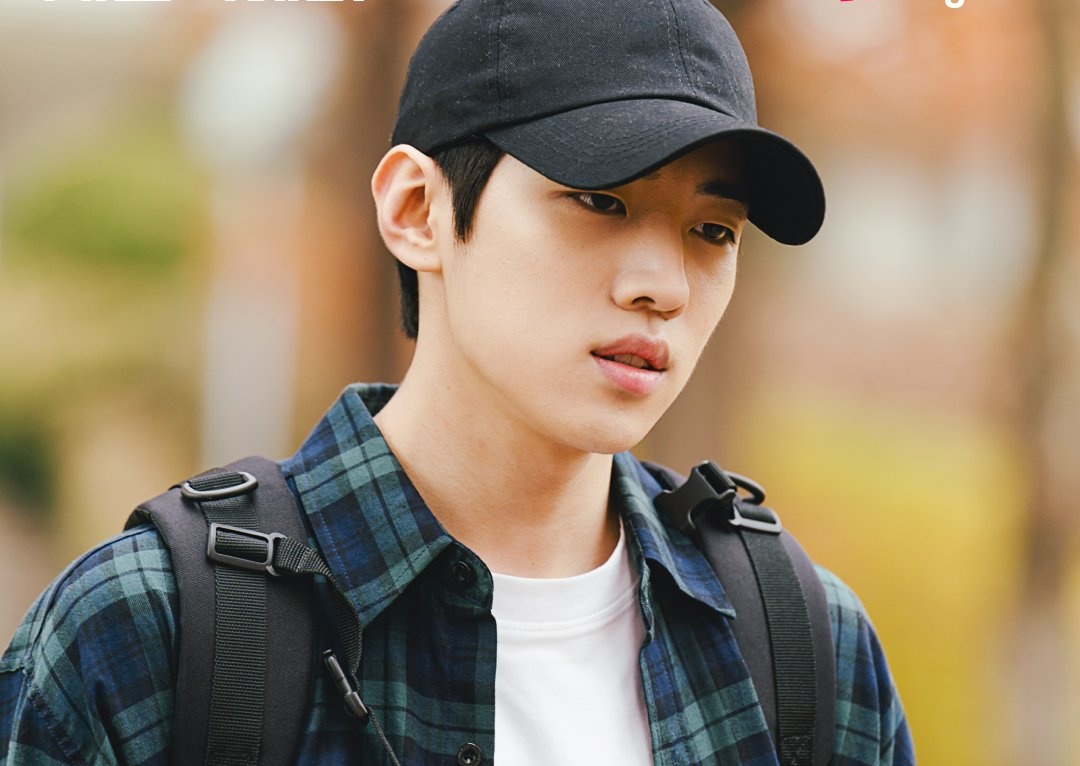 ruru0987123's tweet photo. 상우의 삼중생활 https://t.co/s9b5Ku5D9j