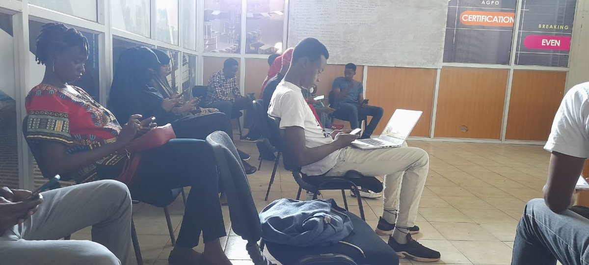 baahibo03's tweet photo. A beautiful space here at Isiolo Youth Innovation Centre  #Isiolo4Peace #IsioloDigitalClass
@kizito_wisdom https://t.co/6ErMIaNtbo