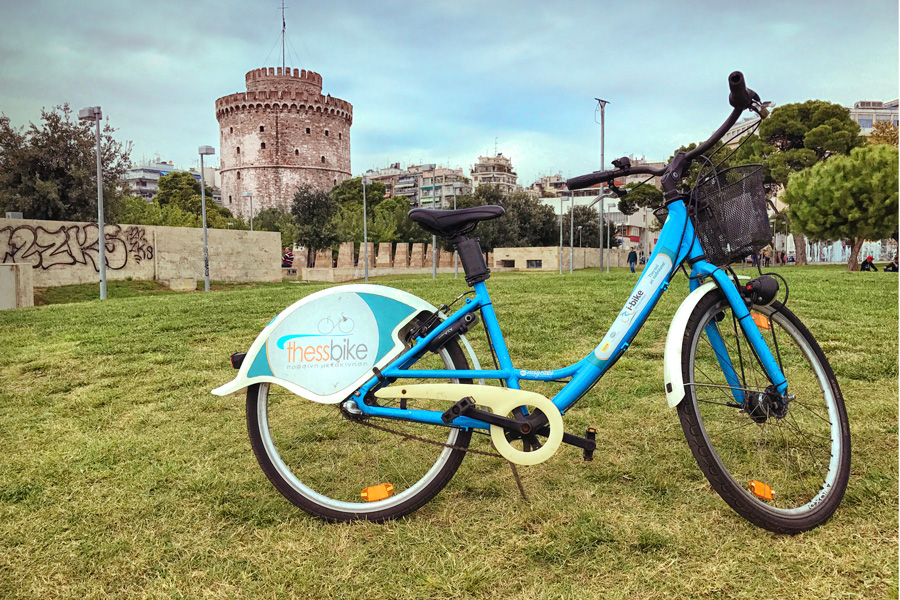 🚲📲 Our partner @Thessbike is a key piece of our puzzle. From September to December, their shared bikes and shared e-scooters will be part of the <a href="/RideSafeUM/">RideSafeUM</a> pilot test in Thessaloniki.