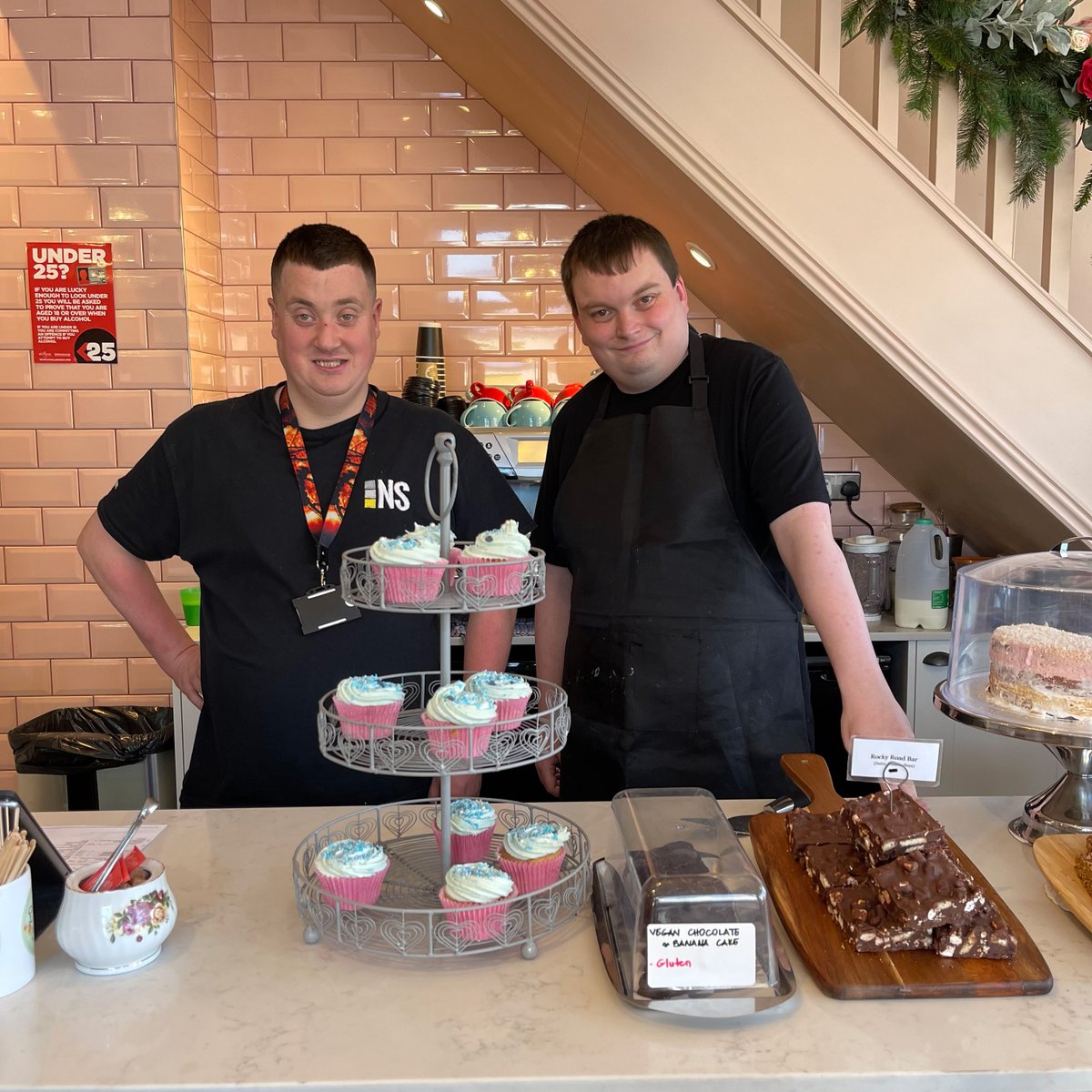 NickelSupport's tweet photo. We are so pleased to be partnering with @dottysteahouse to support two more trainees through our work placement programme. 
Ryan had a great afternoon in the kitchen making cupcakes. While Joe practiced his customer service skills.

#sutton #carshalton #employment #workplacement https://t.co/Speg1eBNHC