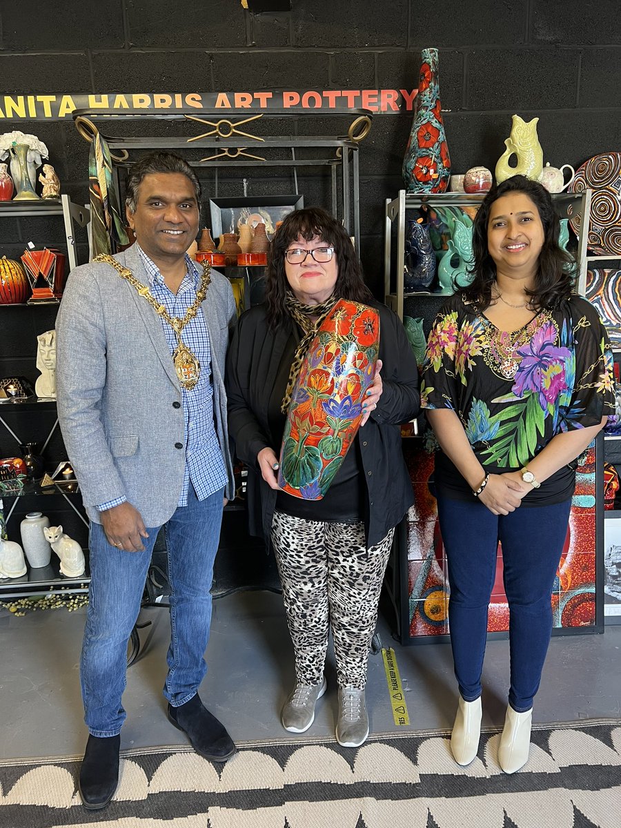 Thanks to fabulous  <a href="/anitabharris/">anita harris</a> for donating this beautiful piece which is for auction at my ball tomorrow to raise funds for <a href="/HUBBFoundation_/">The Hubb Foundation</a> &amp; <a href="/UHNMCharity/">UHNM Charity 🏥</a> #StokeLMBall