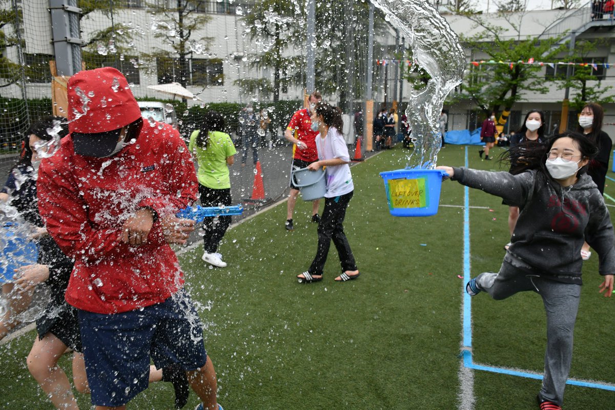 Last full day of school for our Seniors! Advisory group celebrations followed by a healthy water battle with faculty and a surprise crepe truck :)