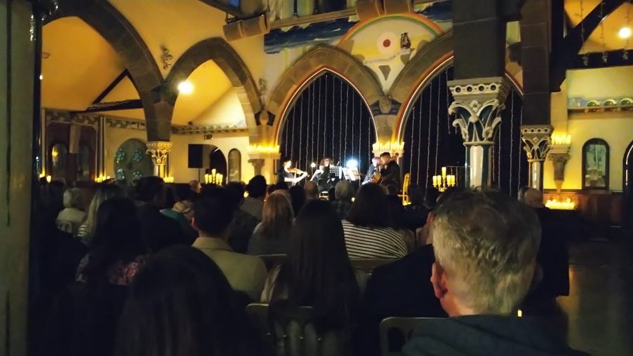 clumsyginger's tweet photo. Beautiful candlelight orchestra playing songs from queen @OranMorGlasgow #candlelightorchestra #candlelight #orchestra @FeverPR @fever_uk #queenmusic https://t.co/dRJeRZN1Qr