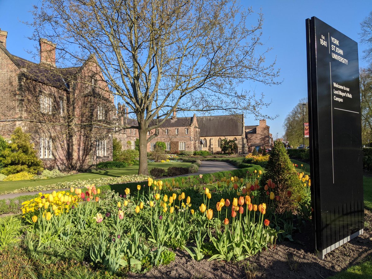YSJPsychTech's tweet image. How pretty does the @YorkStJohn campus look this spring?

Hats off to the gardening team!