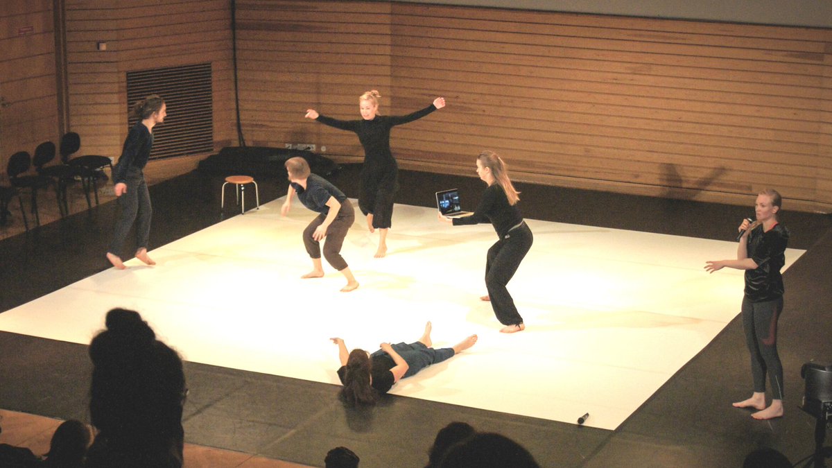 Tanssin alueksekukset ja Kuopio Tanssii ja Soi kutsuvat tanssin alan yhteen ammattilaispäiville Kuopioon kesäkuussa! Ilmoittautuminen on auki, vielä mahtuu mukaan! Lue lisää ja ilmoittaudu täällä: kuopiodancefestival.fi/tanssin-ammatt…
@KuopioDanceFest #nykytanssi #tanssi #ammatti