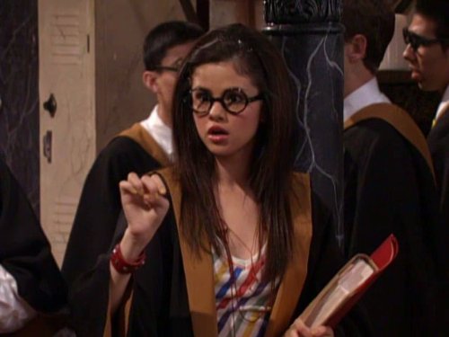 GillmorIan's tweet image. So the students at WizTech are all Hufflepuffs?
🏫🪄✨🧙🏻‍♂️🧙🏻🧙🏻‍♀️👔🟡⚫️
#ThrowbackThursday #WizardsOfWaverlyPlace #WizTech #SavingWizTech #Hufflepuff #DisneyChannel