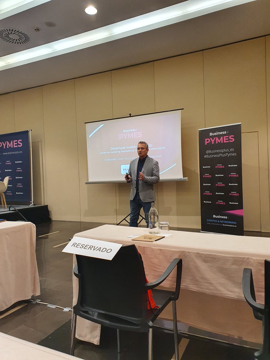 Aprendiendo con <a href="/BusinessPlus_es/">Business+</a> en #BusinessPlusPymes #Zaragoza de la mano de 
<a href="/ChrisBrandSmith/">Christopher Smith</a> de <a href="/brandsmith_esp/">BrandSmith</a>
