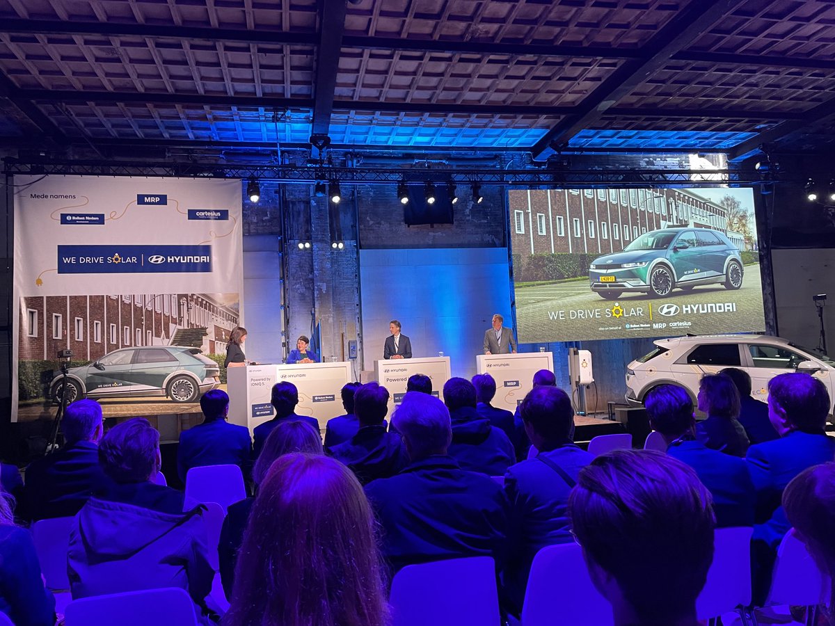 MontebanRobbert's tweet photo. Ready for the world premiere for the bidirectional carsharing platform in Utrecht #WeDriveSolar #Utrecht #evrijders #NAL https://t.co/dcAZMJulXc