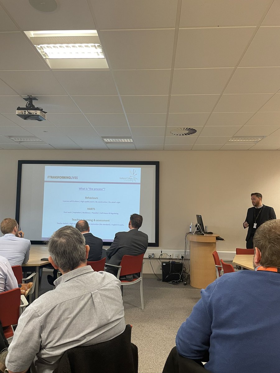 JessicaJAW1903's tweet photo. Delighted to be at the incredible @hartlepoolfe for the first @NEPIC_Ltd face to face #clusterconnect - with VP @RichesGary - The ONLY college in the #NorthEast rated as OUTSTANDING for APPRENTICES #transforminglives https://t.co/zL5OLc9e0r