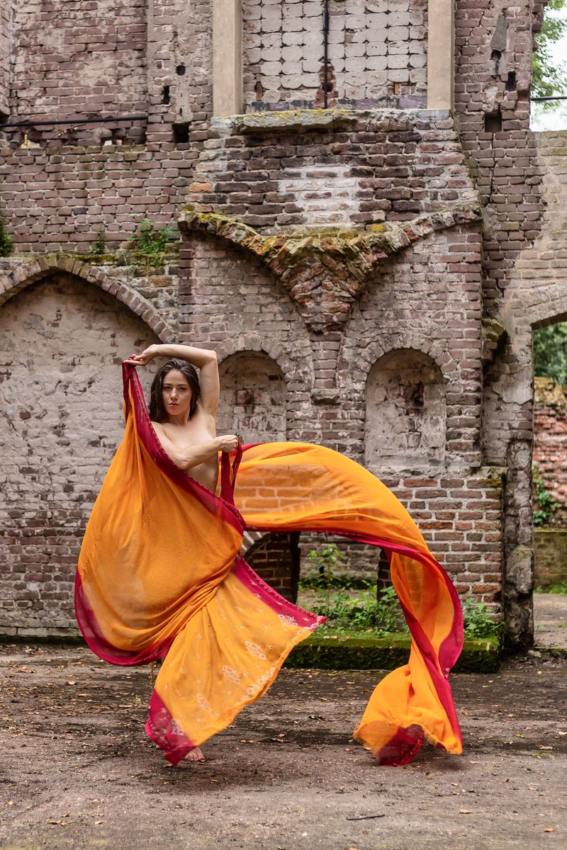 Throwback to an awesome day at Kasteel Asten with <a href="/JoyDraiki/">Joy Draiki</a> #dreamingofmodels