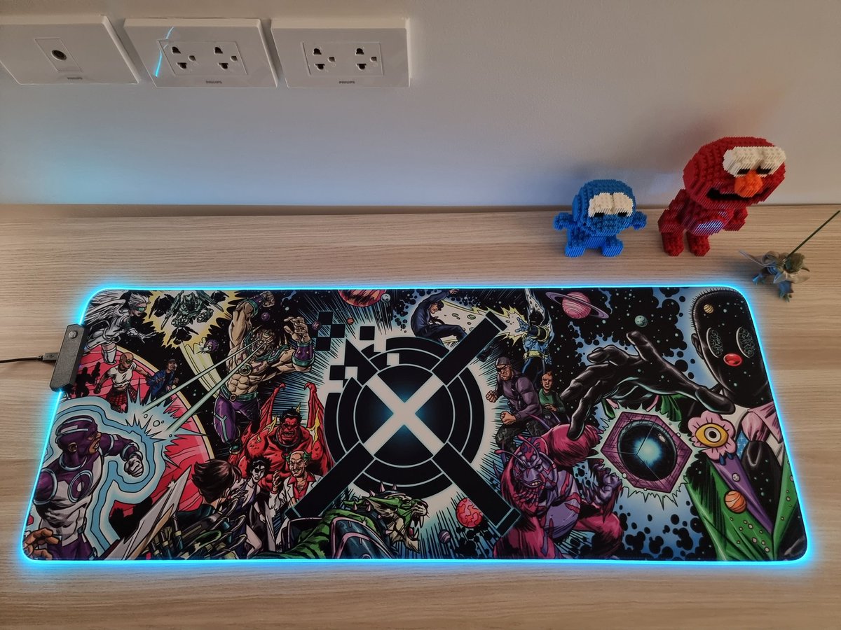 ryu0x167's tweet photo. Thanks @chriswahl73 for the art and for sending me the perfect resolution. 🦸‍♂️ PV mousepad turned out awesome 🪐❤️ https://t.co/atyHVlHCv8