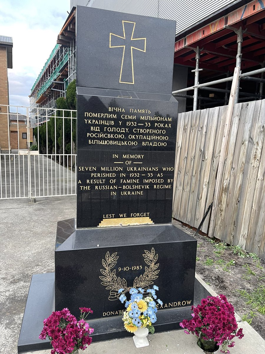allisonhare's tweet photo. @V_Omelyan How much more do the poor Ukrainians have to endure? Local Ukrainian Church near my home πππππΊπ¦πΊπ¦ππ#SlavaUkraini #BADOLAF #GUTLESS #RUSSIANPAYROLE #SHAMEONYOU https://t.co/2MJJps6B1z
