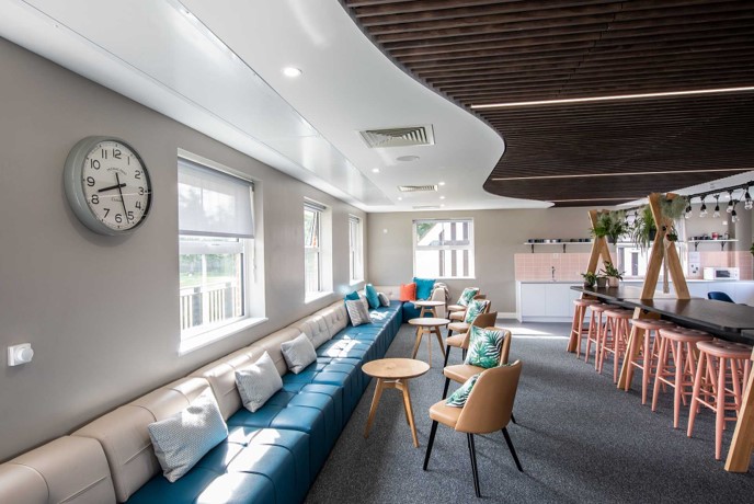 EnvoplanUK's tweet image. Wondering how to make the most of the space available at your school? Here’s an interesting read on creating multi-purpose spaces.

ow.ly/v4p550IxZvw 

#multipurposespaces #learningspacedesign #interiordesign