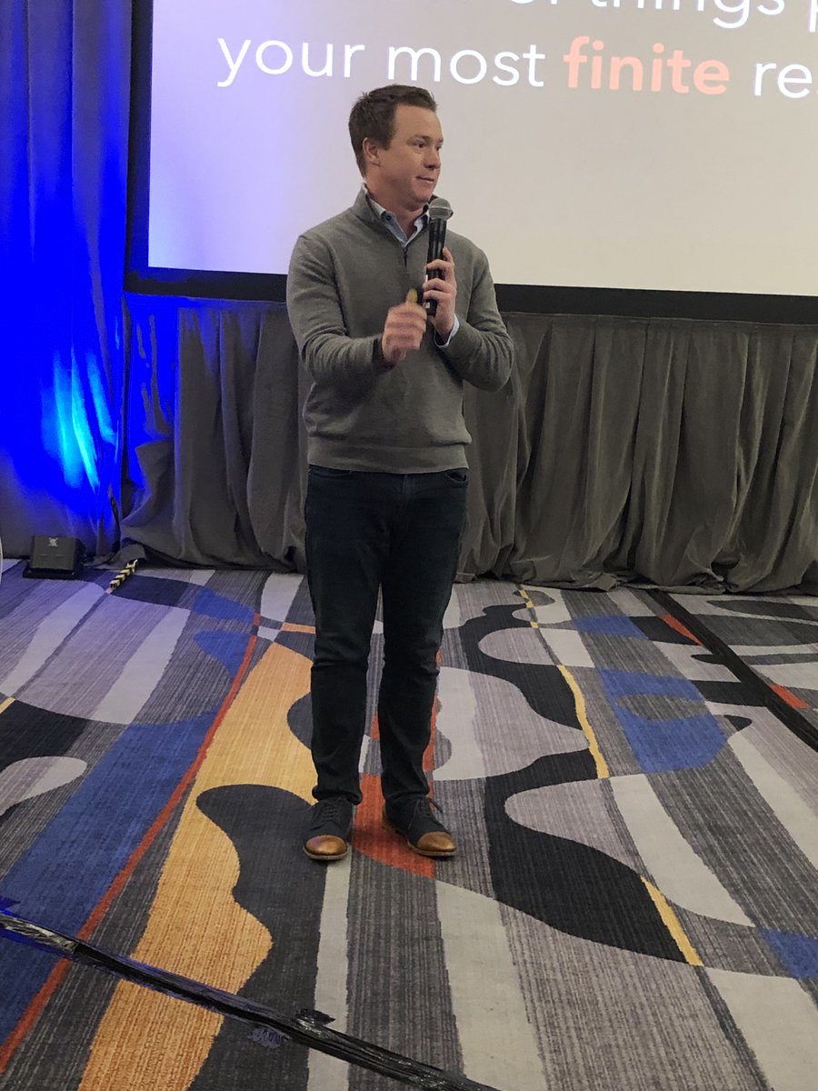 FLAGAdvantage's tweet photo. “In uncertain times our natural response is to focus inward to protect ourselves.” Thanks keynoter @Curtsteinhorst of Focuswise for tips for leaders to deal with uncertain times. #FLAGAdvantage #ThinkFoward https://t.co/BlcsMbRA03