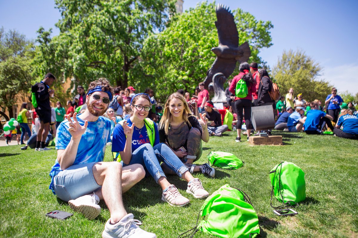 Join #UNT at 9 a.m. this Saturday, April 23 for Admitted Students Day as we welcome our newest admitted students to the #MeanGreenFamily! Check out the link in our bio to learn more and get registered!