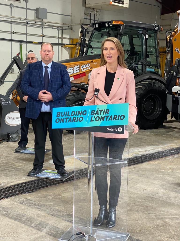 C_Mulroney's tweet photo. Eastern Ontario is a rapidly growing region, but people and businesses here already face significant transportation challenges.

That’s why our government has released Connecting the East: a draft transportation plan for eastern Ontario, to help keep people and businesses moving! https://t.co/tunFsPgOPn