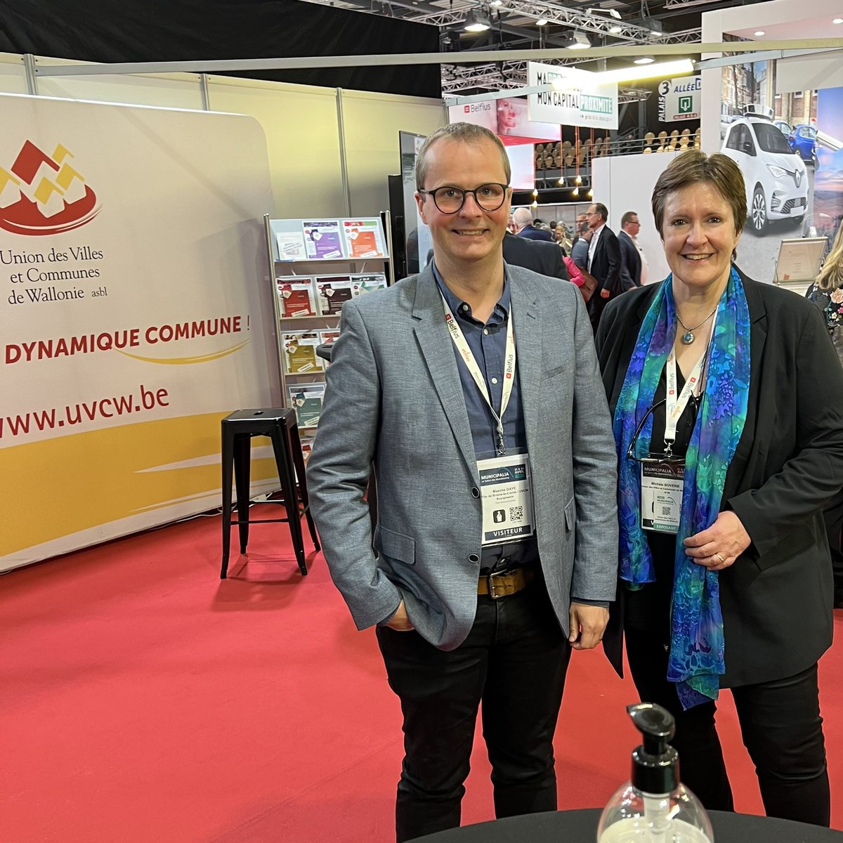 maximedaye's tweet photo. Ce jeudi, j’étais comme chaque année au Salon des mandataires #Municipalia. Un moment toujours utile pour découvrir des trucs et astuces pour nos communes mais aussi pour s’enrichir de nouvelles relations. L’Union des Villes et Communes était évidemment présente  #Wallonie #uvcw https://t.co/9NySrVFLzr