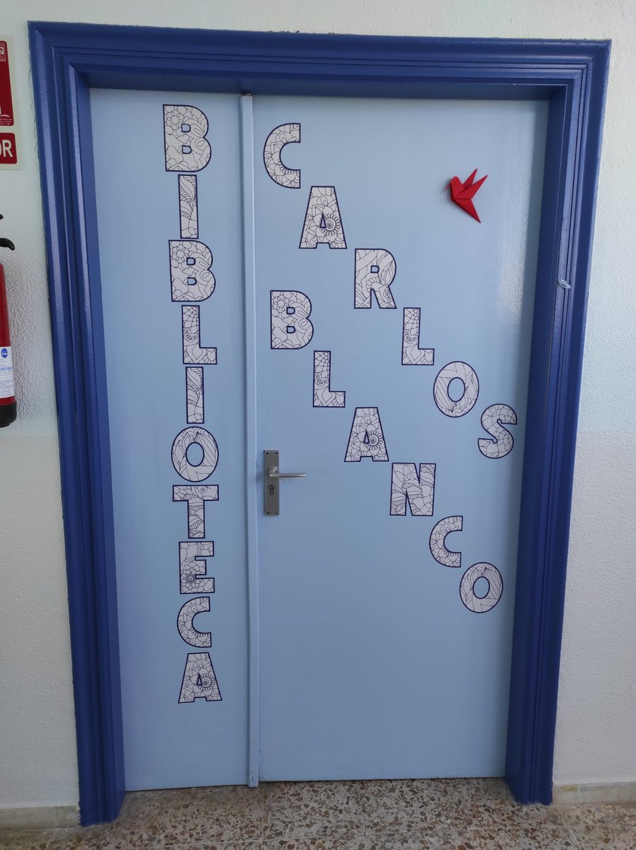 ceip_x's tweet photo. Preparando el día del libro.
Mi querido Carlos Blanco, te echamos mucho de menos.
#recuerdos
#DiadelLibro2022 https://t.co/qBo4uYMxmo
