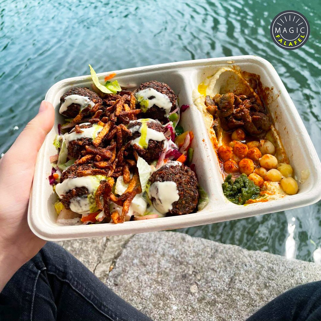 Our Magic Box is filled with amazing flavours and lots of nutrients! 💚

#food #foodie #vegan #vegetarian #veganfood #plantbased #yummy #healthy #healthyfood #healthyeating #nutrition #foodblogger #foodlover #foodpics #feedfeed #lunchideas #londonfood #londoneats #camdenmarket