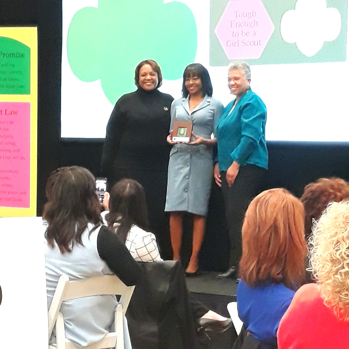 EnergyBillSave's tweet photo. Congratulations, Carla Walker-Miller, a 2022 Girl Scouts of Southeastern Michigan TOUGH ENOUGH honoree!
#WeAreWalkerMiller #GSSEM #ToughEnough #CleanEnergyExperts https://t.co/uT3Uhgql0y