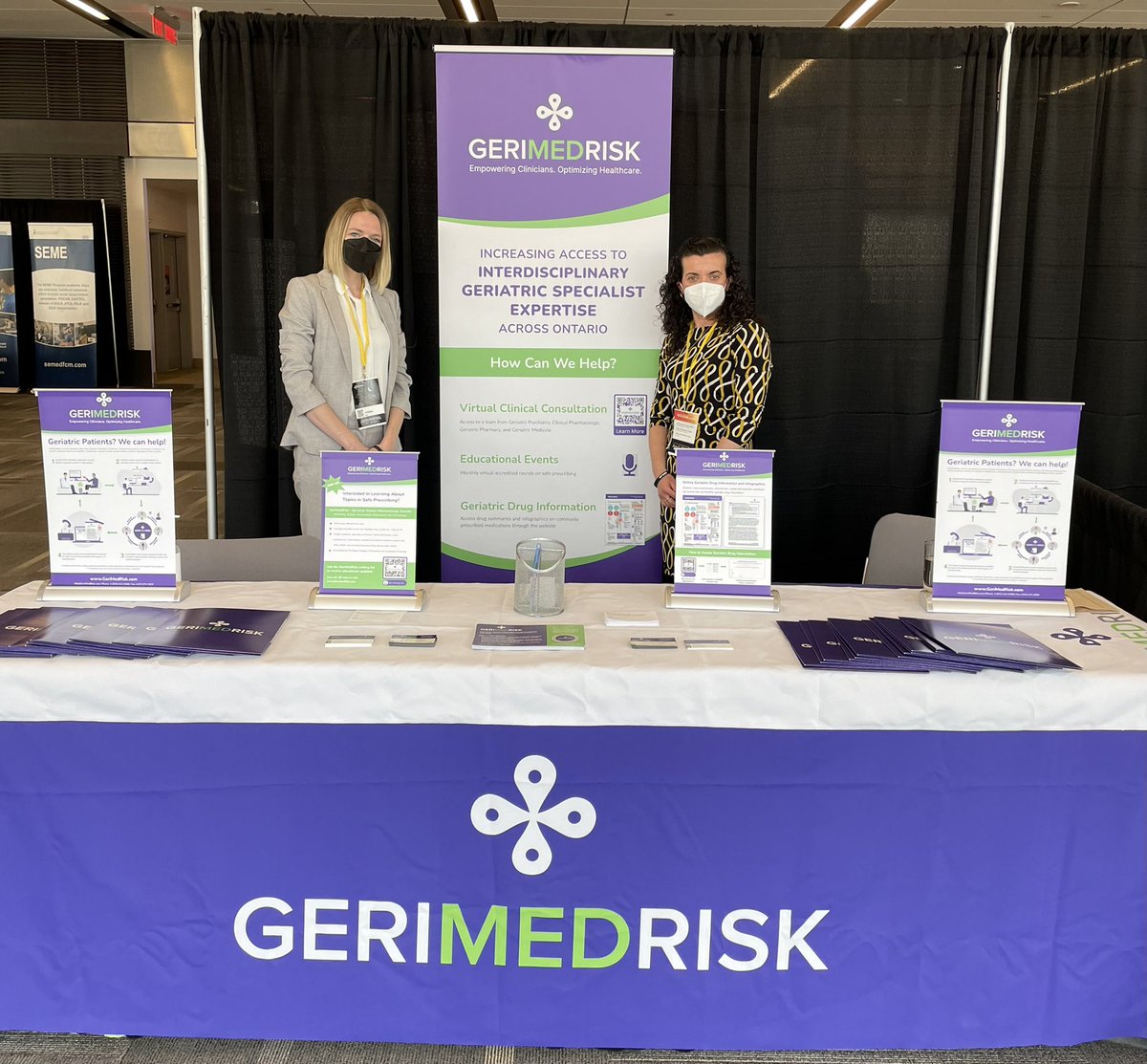 We are at the @SRPCanada conference and looking forward to connecting with #rural physicians! Visit #GeriMedRisk pharmacist @PamHowell1975 and @lindsay_a_cox in the foyer to learn more about #GeriMedRisk #geriatrics #medications #clinicalservice