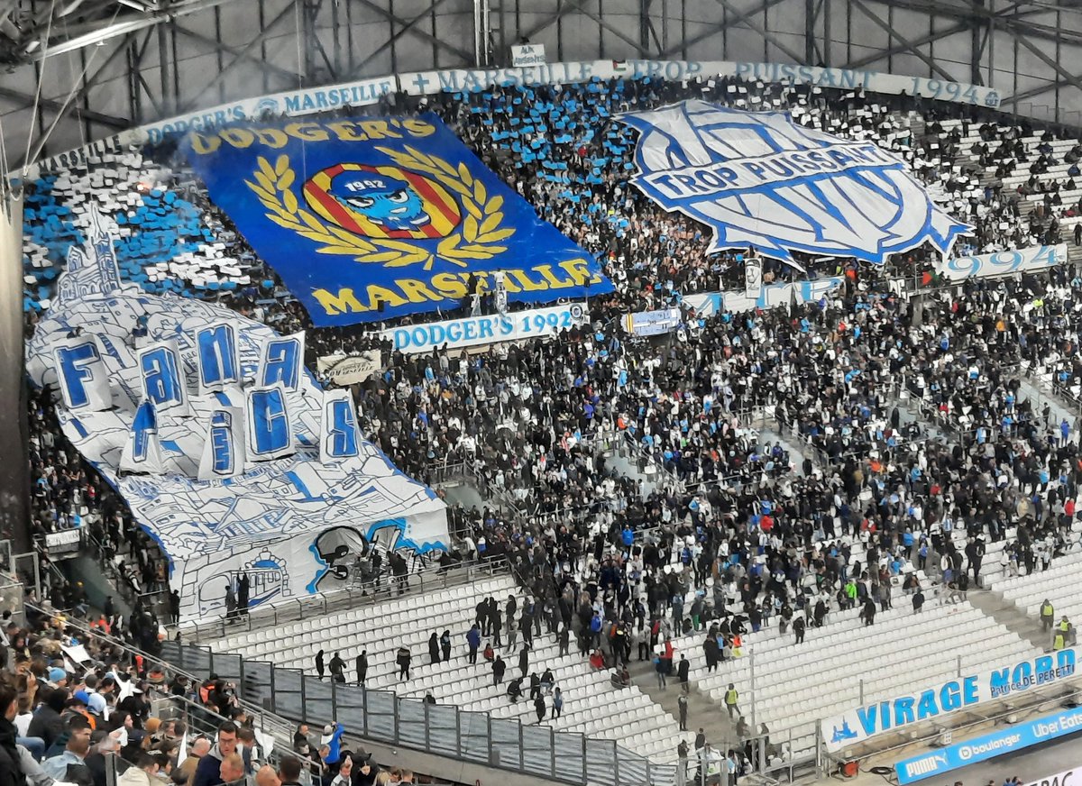 brunoblanzat's tweet photo. Salut la #TeamOM,
La régalade, encore, ces tifos, hier soir 👍 pour lancer le précieux succès de l'#OM face à Nantes (3-2)!
@Mode55489648 #Ultras https://t.co/6QQdkNeVwF