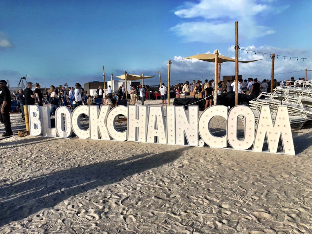 brooksbwallace's tweet photo. And that’s a wrap on @eMergeAmericas! Our brand @blockchain was everywhere, we participated in insightful main stage discussions, did a few media interviews, and hung out in our huge booth. Cheers to fostering continued growth for tech in the Americas. https://t.co/8vOrZ7gZeU