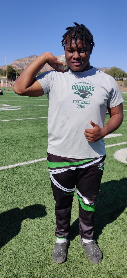 Big man on campus.  Jeremiah Smith @jerahmia54 set a new <a href="/PhxChristian/">Phoenix Christian</a> shot put record last weekend in Sedona.   A top talent at defensive line he's now getting even more looks 👀