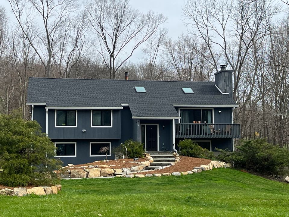 UpandAbove_NJ's tweet photo. Completed Job in Andover NJ This roof was completed in GAF Timberline HDZ - Charcoa... https://t.co/S2pK6d2Frf https://t.co/e2Ctytvekf