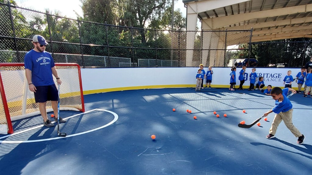 This morning's #trending Tampa Bay topics 👇

⚡️ #Bolts opening outdoor ball hockey rink in Lakeland next week
⚾️ #Rays get hot early, take series in Chicago 
🎨 Tampa Walls! mural festival already getting busy this week

📰 idtb.tv/QH42122