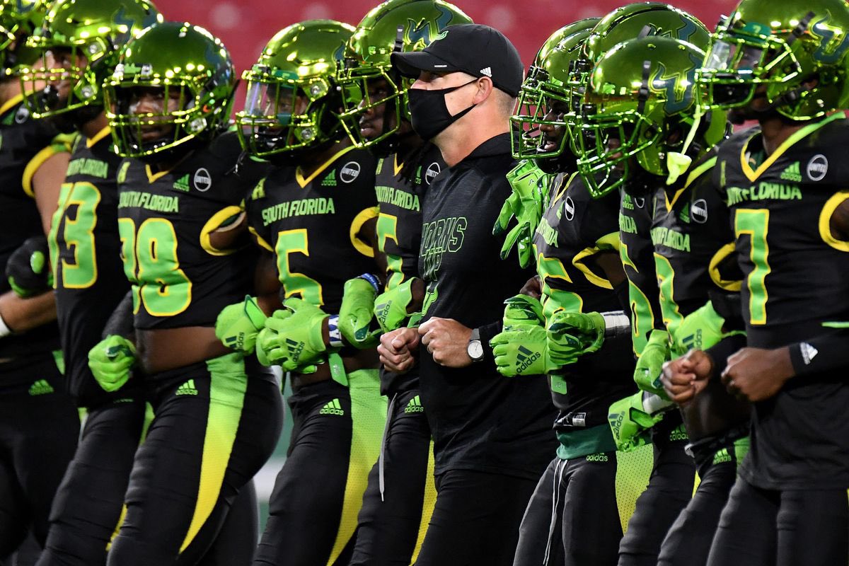 Blessed to receive my first offer from the University of South Florida!! <a href="/coach_jeffscott/">Coach Jeff Scott</a> <a href="/xdye21/">Xavier Dye</a> <a href="/john_p34/">John Peacock</a> <a href="/bobbybentley/">Bobby Bentley</a>